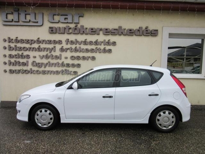 HYUNDAI I30 i30u 1.4 DOHC Life Klima. ABS !