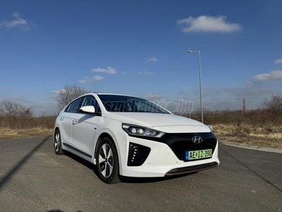 HYUNDAI IONIQ electric Premium (Automata) /28kwh/FULL EXTRA/1 év magyar GARANCIA!/Bőr ülés/Ülés szellőztetés-fűtés/Vezetet