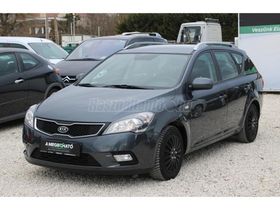 KIA CEE'D SW 1.6 LX Exclusive 131e km. Navigáció. Kamera