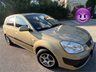 KIA RIO 1.4 EX