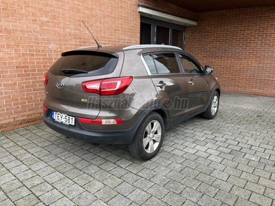 KIA SPORTAGE 1.6 GDI EX Prémium / VONÓHOROG / AUTÓBESZÁMÍTÁS / CSERE