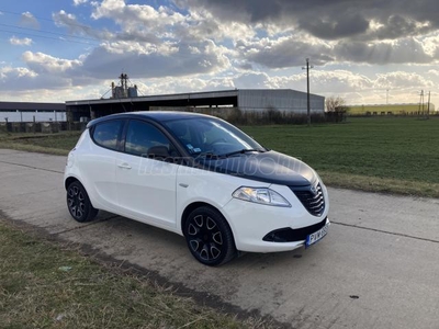 LANCIA YPSILON 1.2 8V S&S Momo Design EU6