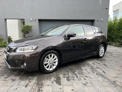 LEXUS CT 200h Executive (Automata) Tulajdonostól. Friss szervíz. Friss vizsga