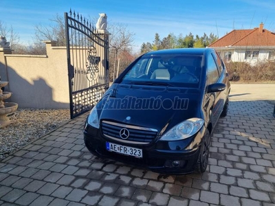 MERCEDES-BENZ A 170 Avantgarde Autotronic