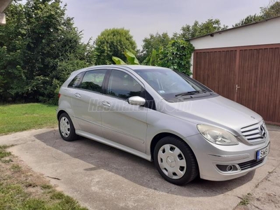 MERCEDES-BENZ B 180 CDI