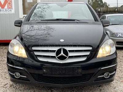 MERCEDES-BENZ B 200 CDI 214.000km.vegig vezetett szervizkönyv.újszerű állapot!