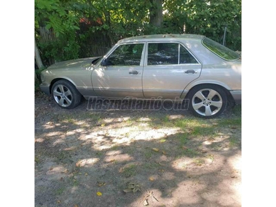 MERCEDES-BENZ W 126 260 SE