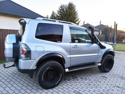 MITSUBISHI PAJERO 3.2 DI-DC Instyle (Automata)