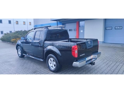 NISSAN NAVARA 4WD Double 2.5D LE