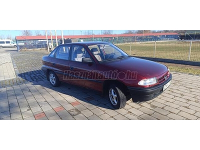 OPEL ASTRA F 1.4 GL