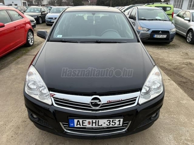 OPEL ASTRA H 1.7 CDTI Enjoy SZERVIZKÖNYVES