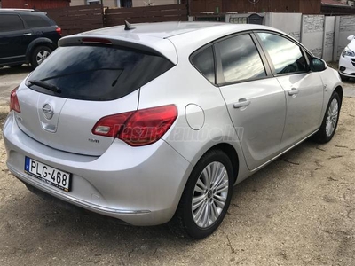 OPEL ASTRA J 1.7 CDTI Active