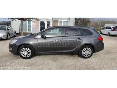 OPEL ASTRA J Sports Tourer 1.4 Active