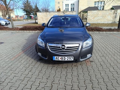 OPEL INSIGNIA Sports Tourer 2.0 T Edition