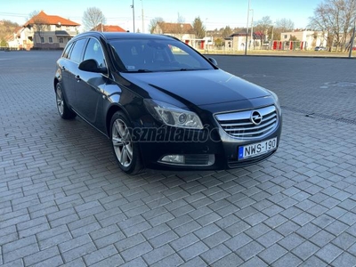 OPEL INSIGNIA Sports Tourer 2.8 V6 T Cosmo AWD 4X4.MANUÁL 6.NAVI.TEMPOMAT.SPORT BELSŐ.ÜLÉSFŰTÉS