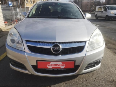 OPEL VECTRA Caravan 1.9 CDTI Essentia