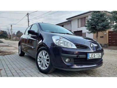 RENAULT CLIO 1.2 TCE 100 Monaco Első tulajdonostól - végig karbantartva