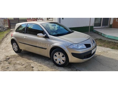 RENAULT MEGANE 1.4 Authentique Plus Magyarországi első tulajtól! 134.000km