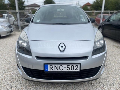 RENAULT SCENIC Grand Scénic 1.5 dCi Voyage