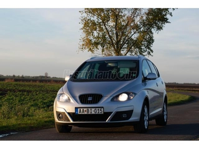 SEAT ALTEA XL 2.0 CR TDI Style sérülésmentes. szervízkönyves autó magánszemélytől