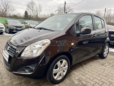 SUZUKI SPLASH 1.0 GLX CD AC MP3 ÜLÉSFŰTÉS/KLÍMA/MULTIKORMÁNY/GYÖNGYHÁZ METÁL/ALUFELNI/2ÉV MŰSZAKI VIZSGA!