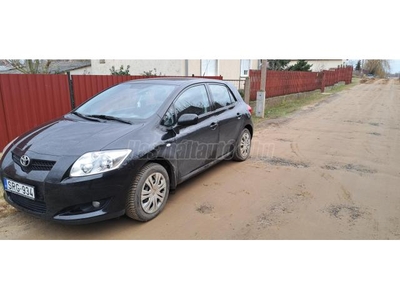 TOYOTA AURIS 1.6 Sol