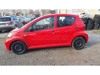 TOYOTA AYGO 1.0 AC