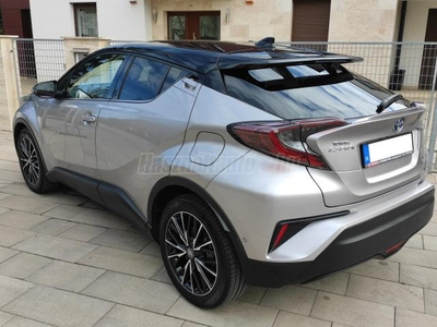 TOYOTA C-HR 1.8 Hybrid Selection e-CVT MO-I + VEZ.SZKÖNYV + GARANCIÁLIS