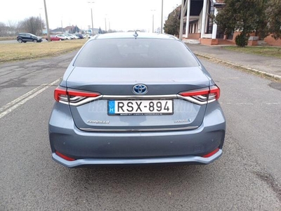 TOYOTA COROLLA 1.8 Hybrid Executive e-CVT