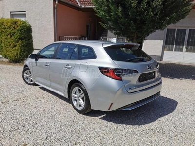 TOYOTA COROLLA Touring Sports 1.8 Hybrid Comfort Tech e-CVT LED/KAMERA/NAVI/ÜLÉSFŰTÉS