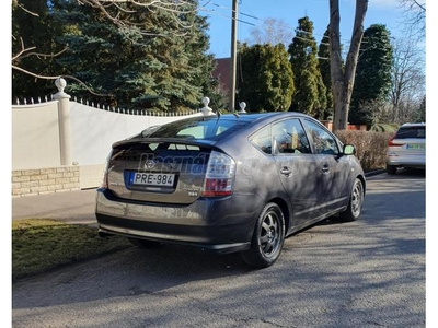 TOYOTA PRIUS 1.5 HSD IPA NAVI 2006 (Automata) FRISS MŰSZAKIVAL!