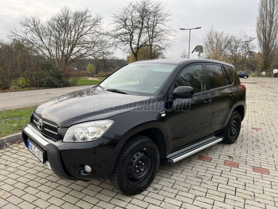 TOYOTA RAV 4 Rav4 2.2 D-4D 4x4 Sol