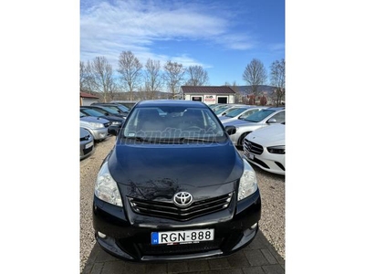 TOYOTA VERSO 2.2 D-CAT Premium 7 SZEMÉLYES!160.000km! 1. tulajdonos! KAMERA.NAVI ÁLLÓ FÜTÉS DIGITKLÍMA KARBANTA