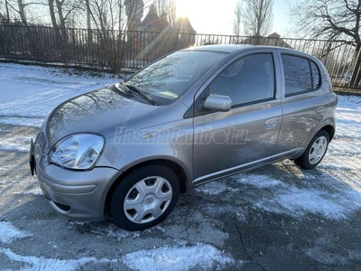 TOYOTA YARIS 1.0 Sol AC