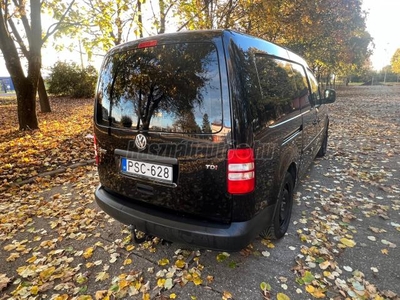 VOLKSWAGEN CADDY MAXI