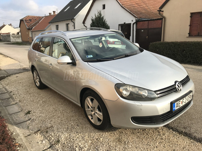 VOLKSWAGEN GOLF VI 1.6 TDi Highline