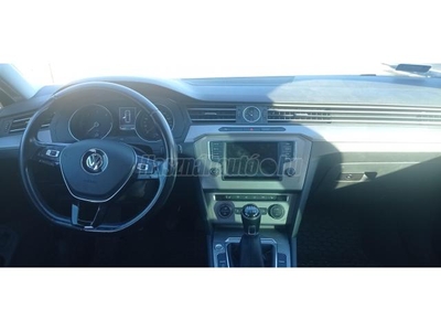 VOLKSWAGEN PASSAT VIII Variant 2.0 TDI BMT Comfortline