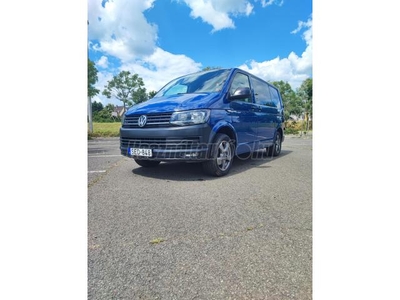 VOLKSWAGEN TRANSPORTER T6 Caravelle 2.0 TDI SCR BMT Comfortline 4Motion RT