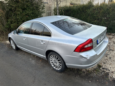 VOLVO S80 2.4 D [D5] AWD Momentum Geartronic