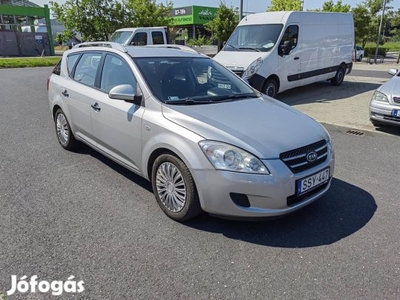 KIA CEE'D SW 1.6 CRDi EX