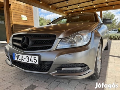 Mercedes-Benz C 220 CDI Blueefficiency (Automat...