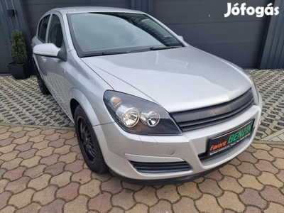 Opel Astra H 1.4 Elegance Szép Állapot.Digklíma...