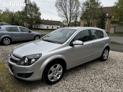 Opel Astra H 1.6 Cosmo