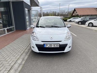 RENAULT CLIO III 1.5 dCi Société