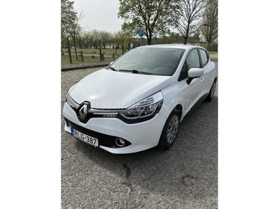 RENAULT CLIO R 90 LE. NAGY NAVI. HOSSZÚ VÁLTÓ. FRISS SZERVIZ. START-STOP