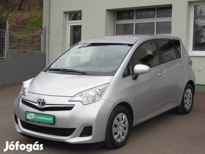 Toyota Verso-S Verso S 1.33 VVT-i Comfort SZERV...