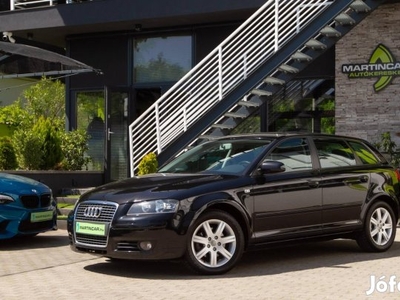 AUDI A3 2.0 PD TDI Attraction Sportback Phantom...