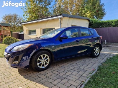 Mazda 3 megkímélt állapotban