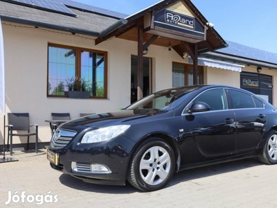 Opel Insignia 2.0 CDTI Edition Szervizkönyv - A...