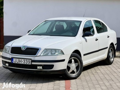 Skoda Octavia 1.6 Elegance